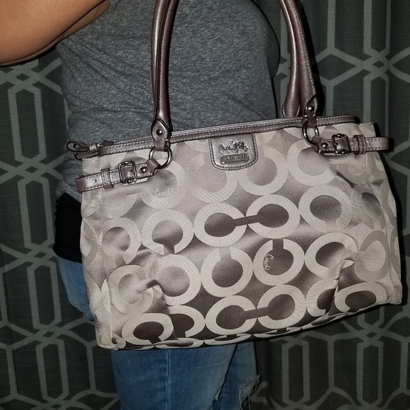 Coach Logo Madison Op Art Lindsey Bag - Picture 1 of 8